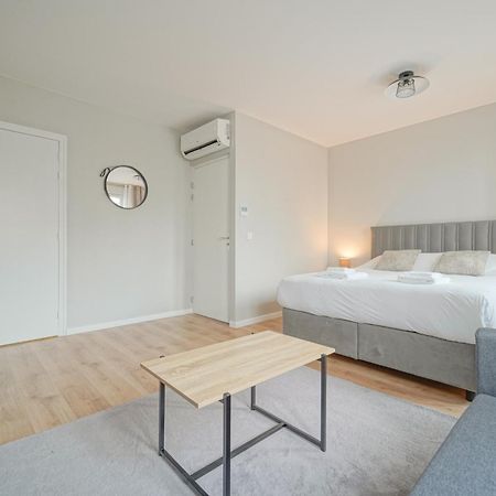 Trianon Saint Ouen Hotel Екстериор снимка