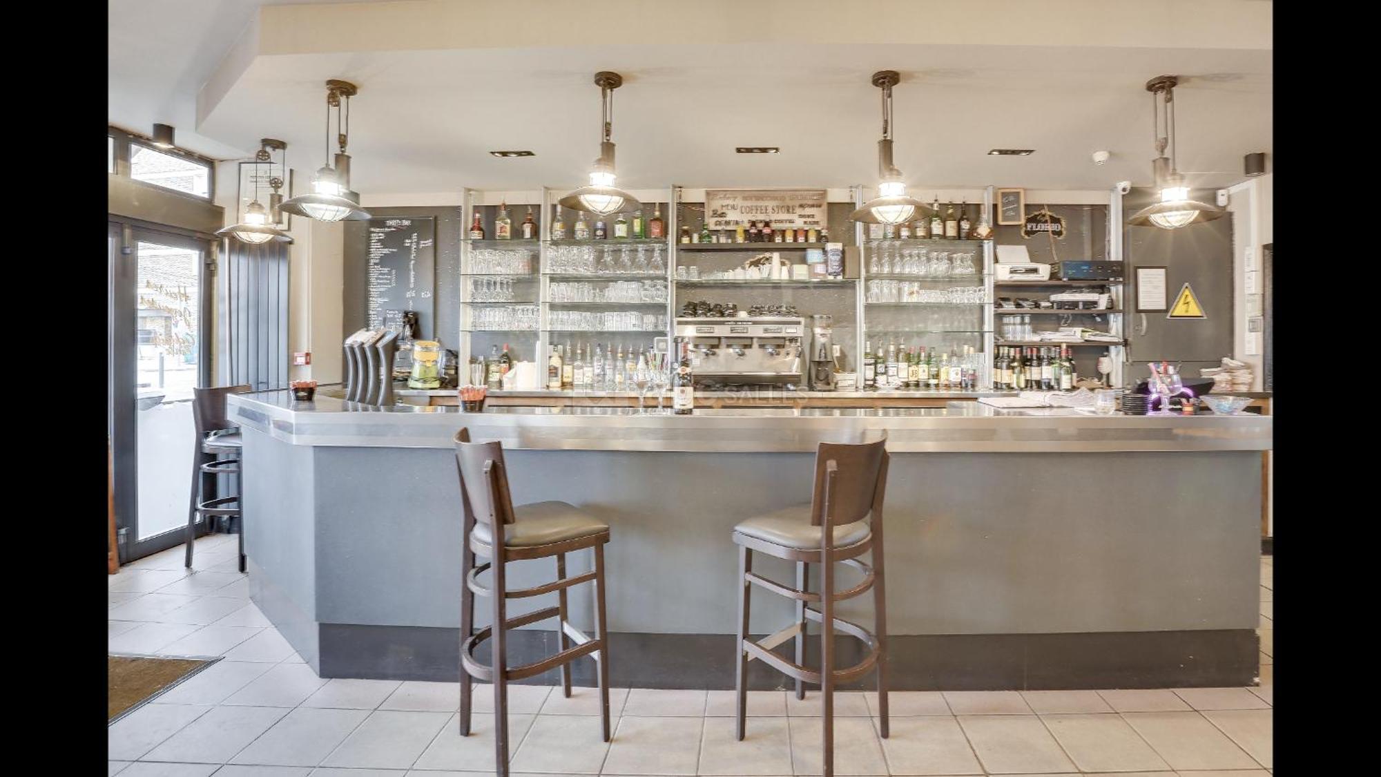 Trianon Saint Ouen Hotel Екстериор снимка