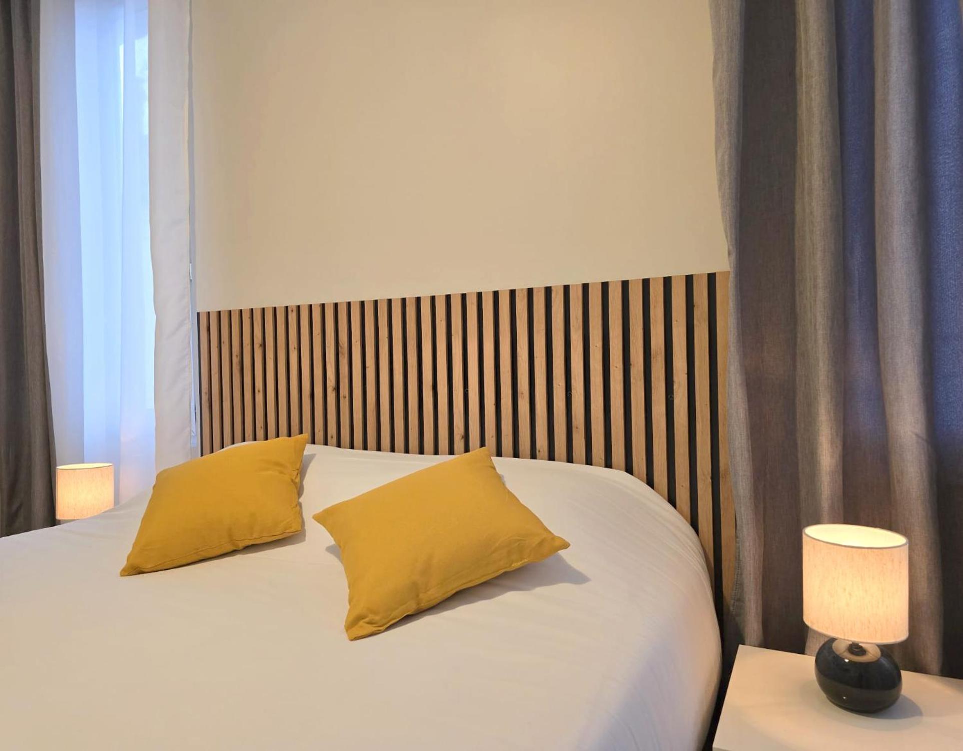 Trianon Saint Ouen Hotel Екстериор снимка